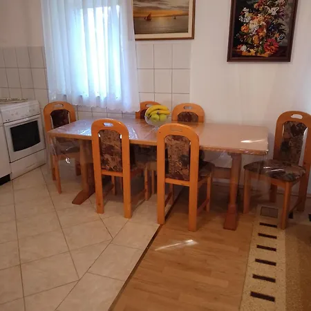 Barun Апартаменты Lusnic